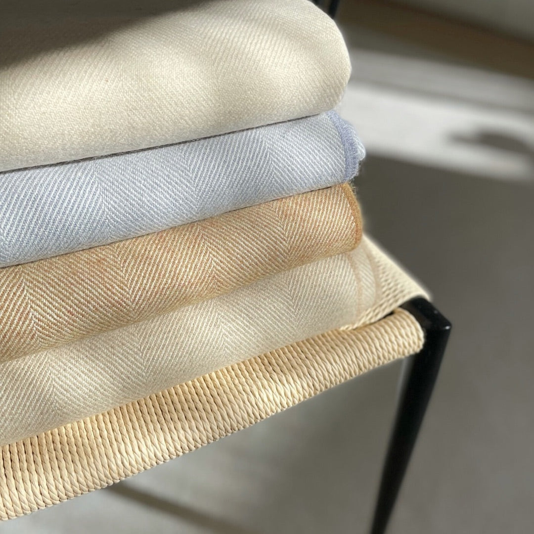 Pure merino lambswool throw herringbone cream